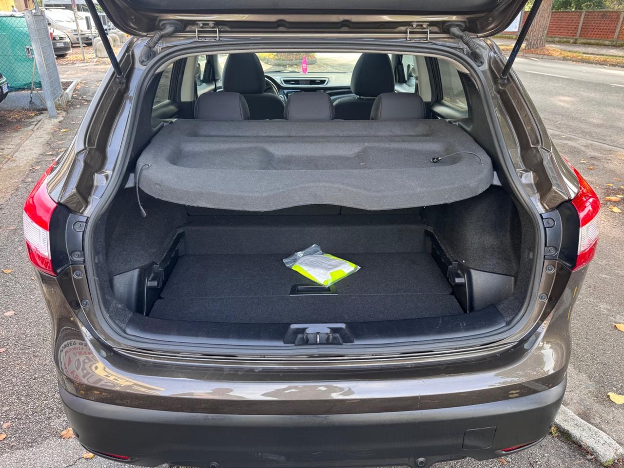 Nissan Qashqai 1.5 dCi NEOPATEN GARANZIA 12 M