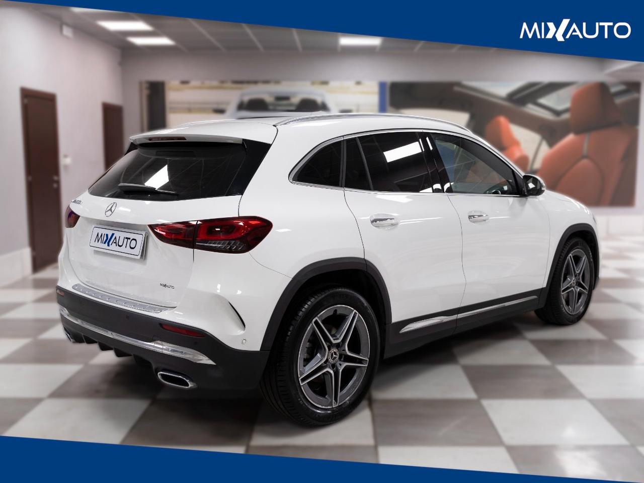 Mercedes-Benz GLA 200 D Premium