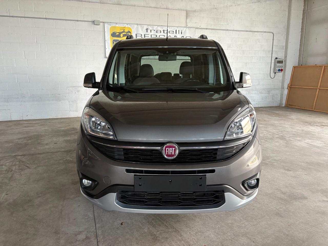 Fiat Doblo TREKKING 1.6 M-Jet 120cv GANCIO TRAINO
