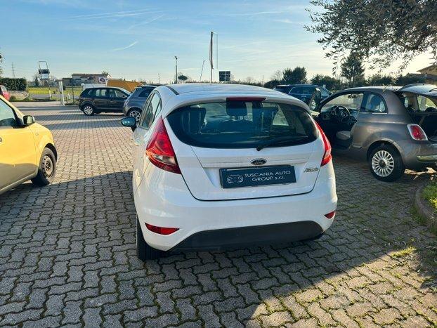 Ford Fiesta 1.2 benzina adatta per neopatentati