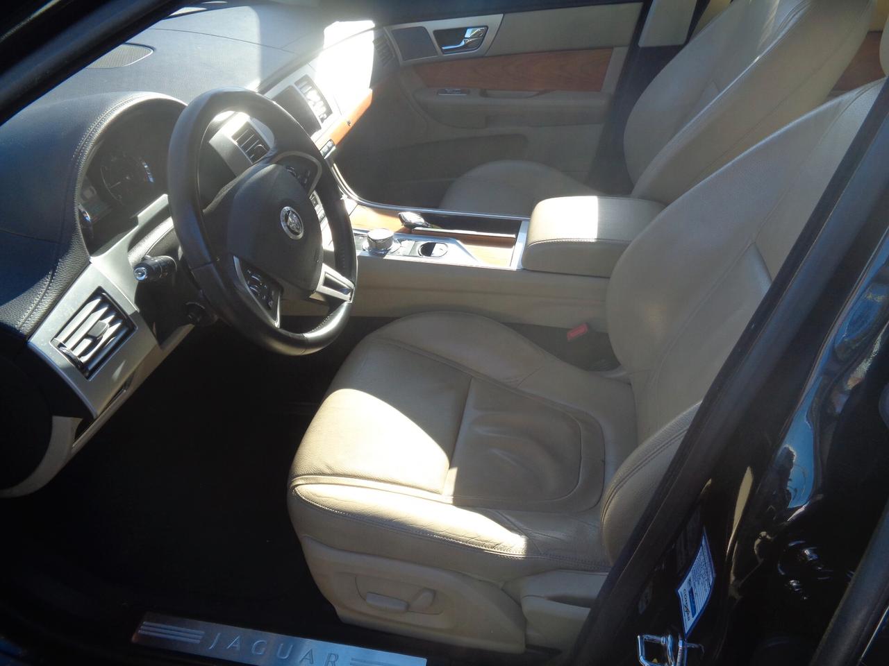 Jaguar XF 2.2 D 190 CV