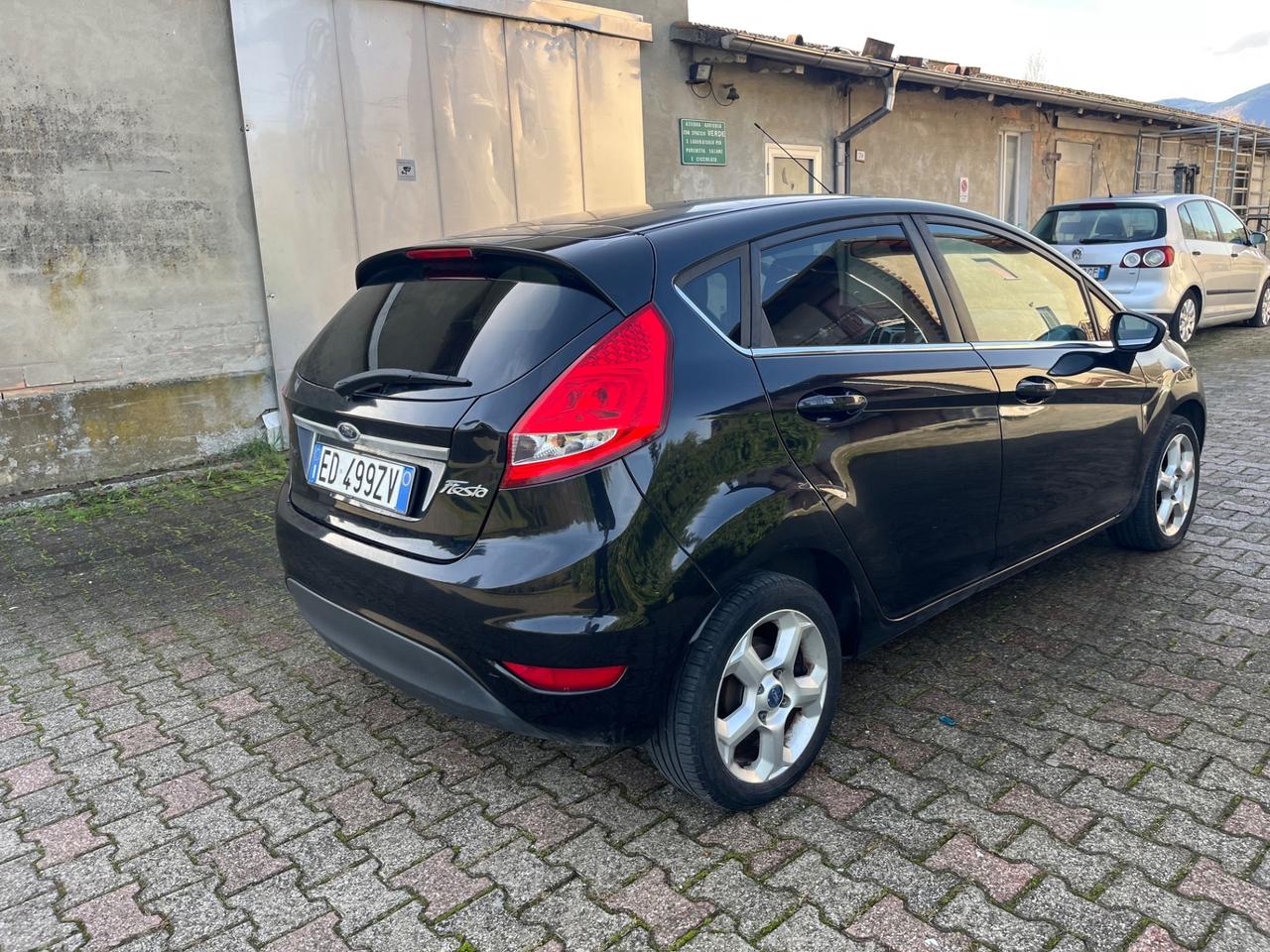 Ford Fiesta 1.2 BENZINA Titanium