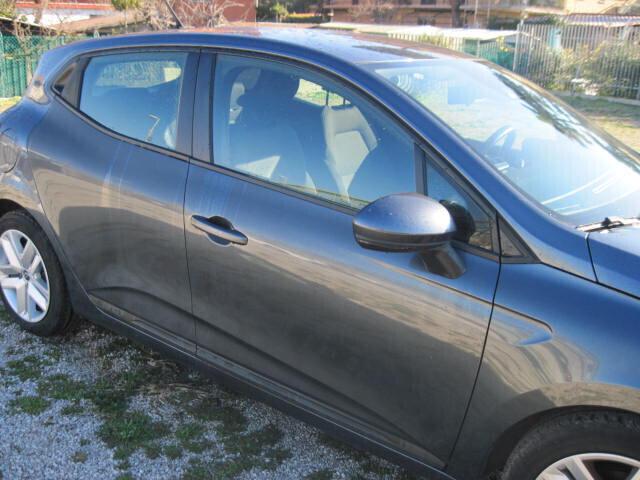 Renault Clio TCe 90 CV 5 porte Equilibre FINANZIABILE GARANZIA