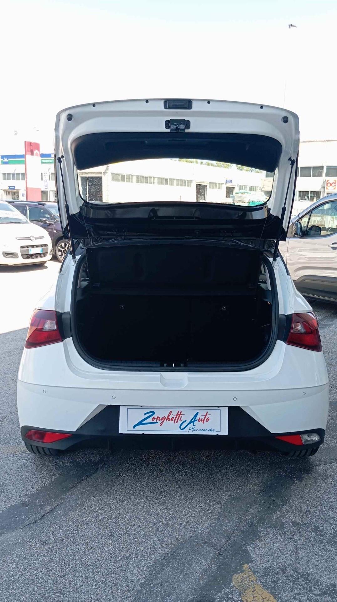HYUNDAI i20 1.2 BZ - OK NEOPATENTATI - UNICO PROP.