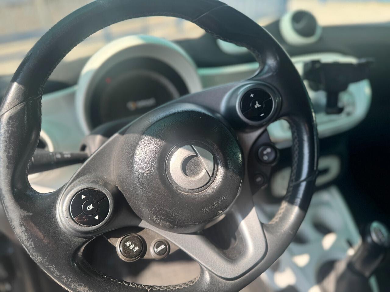Smart ForFour 1000 benzina km certificati 2016