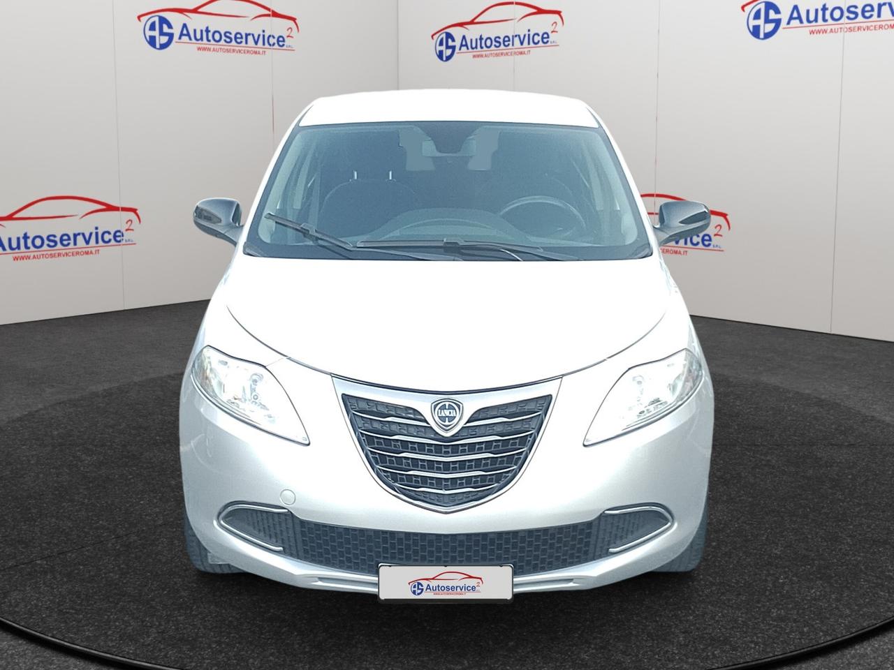 Lancia Ypsilon 5 Porte Ypsilon 1.2 8v Silver c/clima 69cv