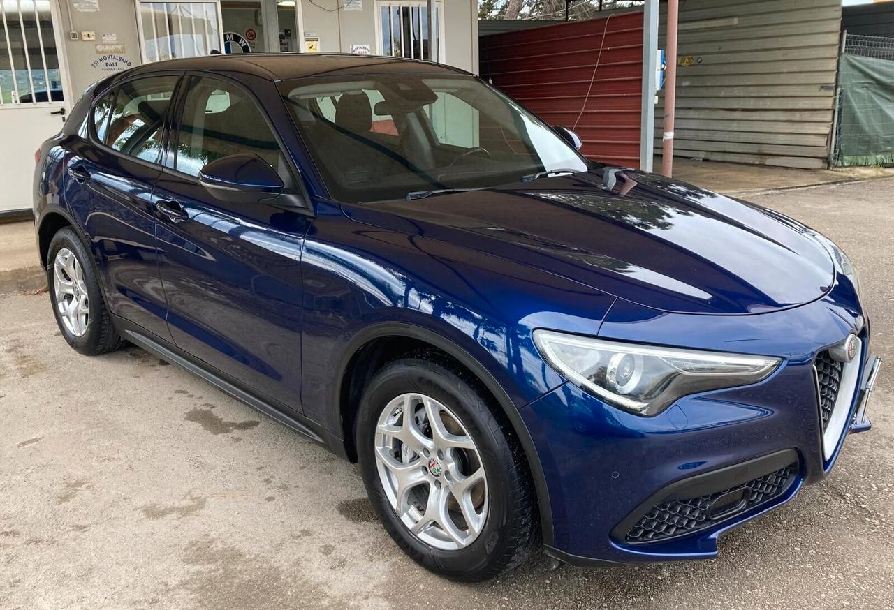 Alfa Romeo Stelvio 2.2 Turbodiesel 160 CV AT8 RWD Business