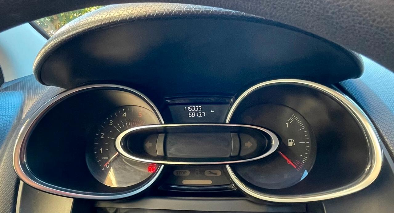 Renault Clio 1.5 dCi 90 CV 5p Duel