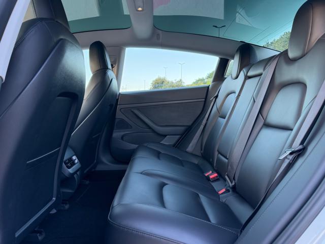 TESLA Model 3 STANDARD RWD PERFETTA