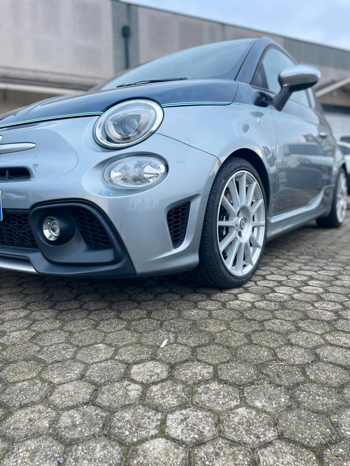 Abarth 695 C 1.4 Turbo T-Jet Rivale
