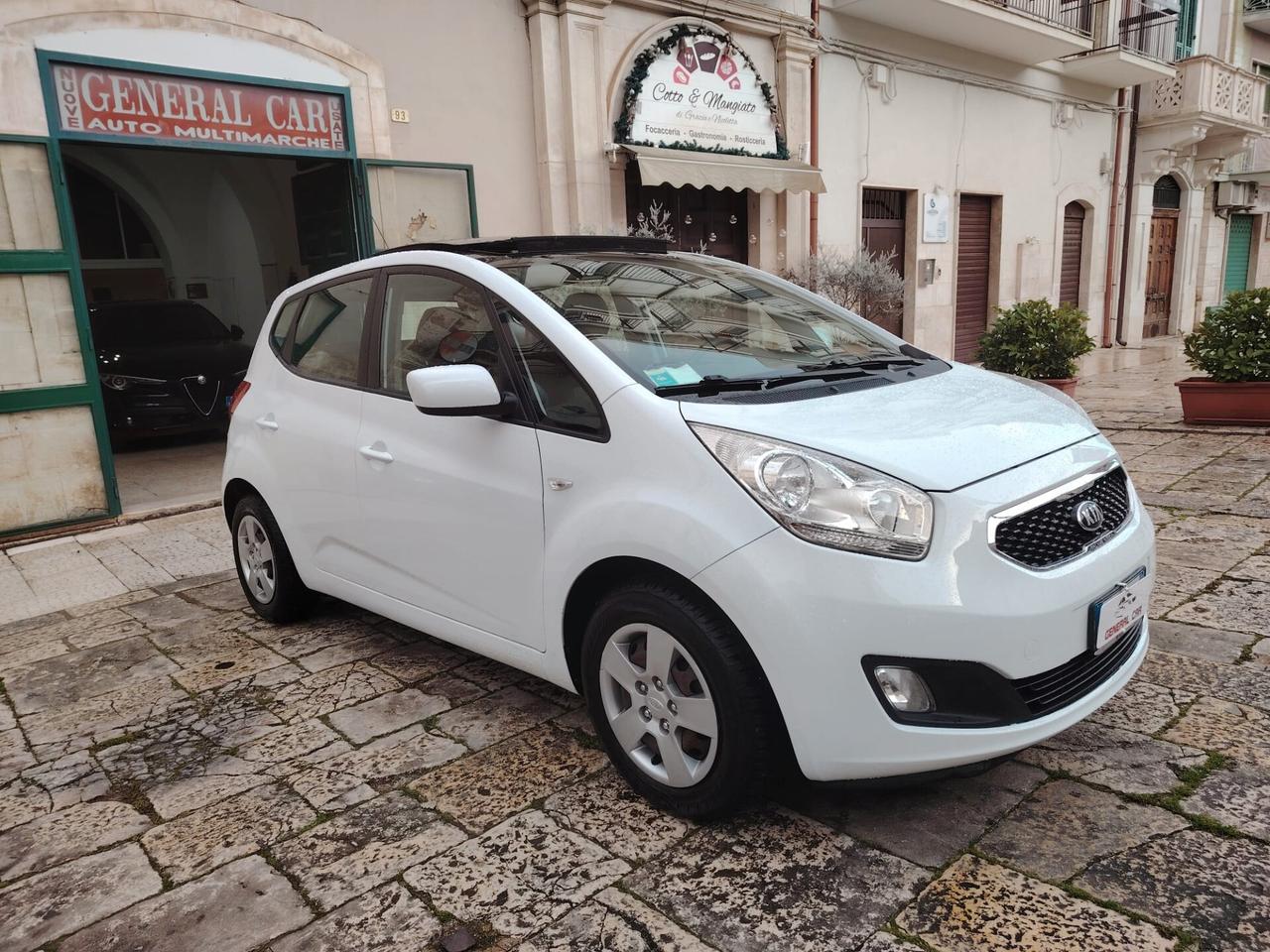 Kia Venga 1.4 CRDi 90CV Cool - TETTO APRIBILE