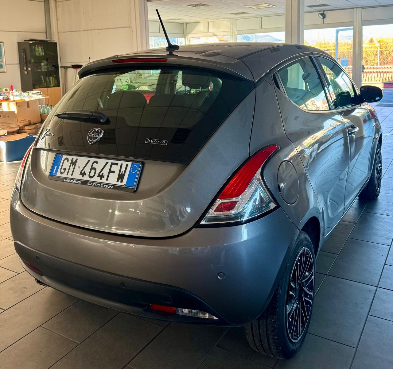 Lancia Ypsilon 1.0 FireFly 5 porte S&S Hybrid Gold