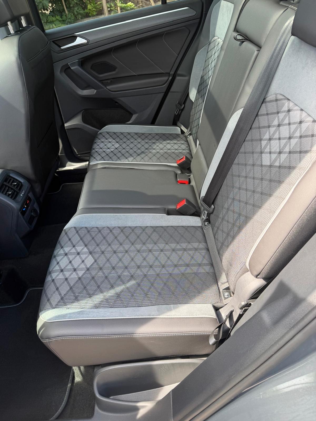 Volkswagen Tiguan 2.0 TDI 150 CV SCR DSG R-Line