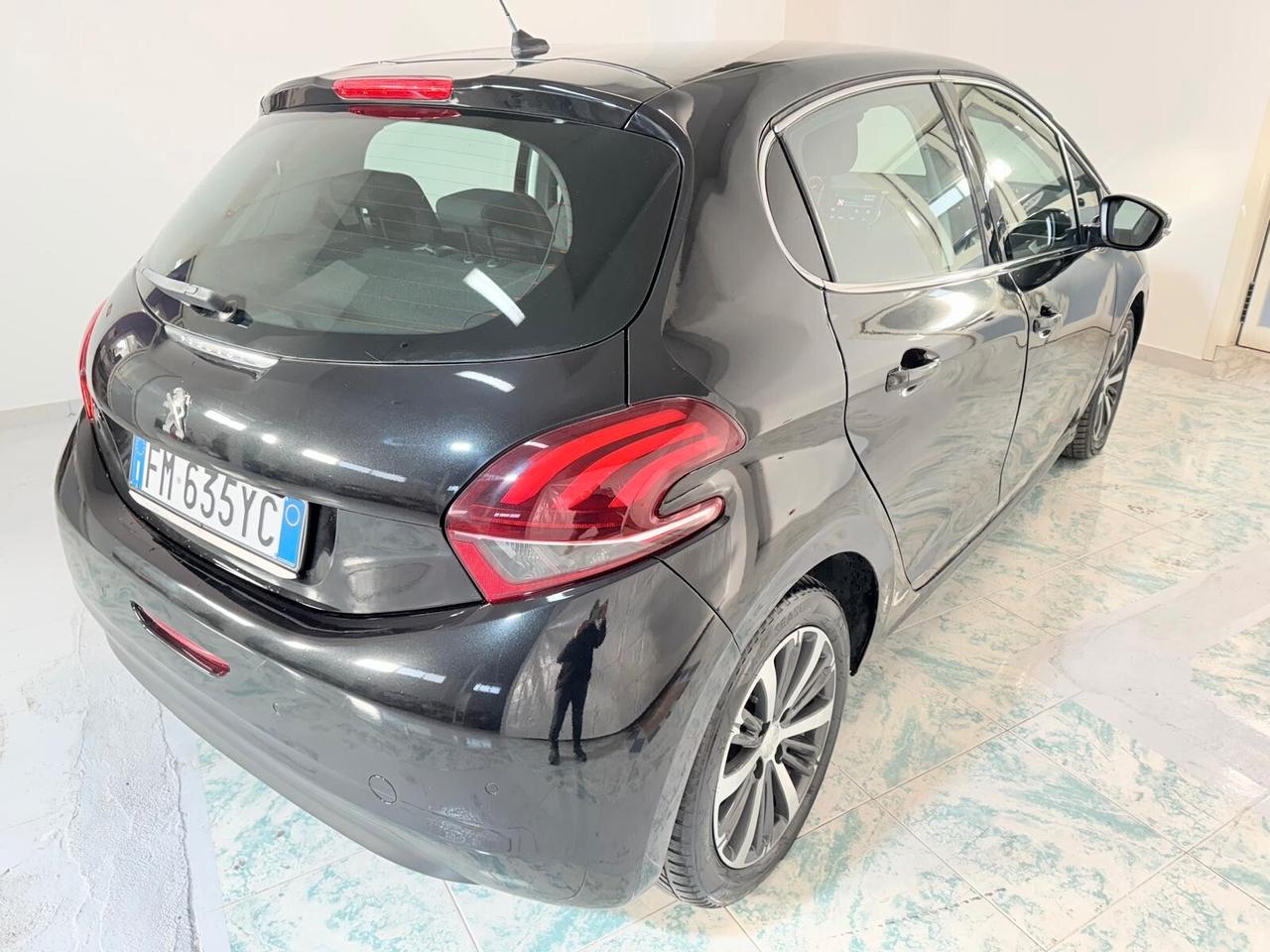 Peugeot 208 BlueHDi 75 5 porte Allure