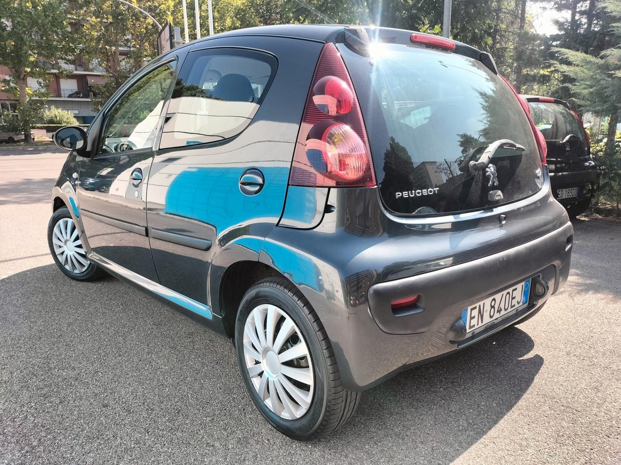 Peugeot 107 - AUTOMATICA solo 50.000 Km