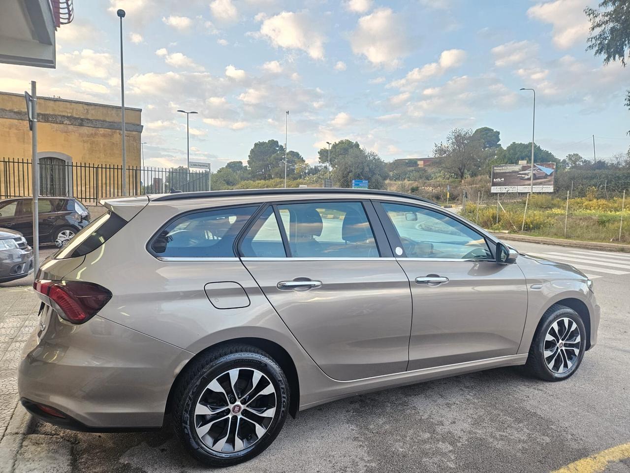 Fiat Tipo sw 1.3 mtj 70kw 95cv FULL MIRROR 2019