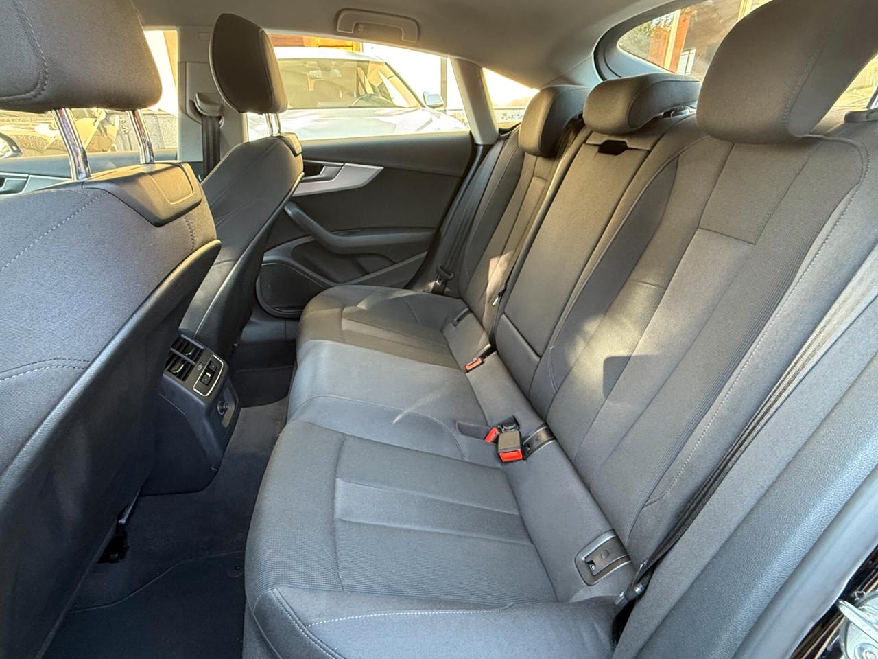 Audi A5 SPB 40 TDI business