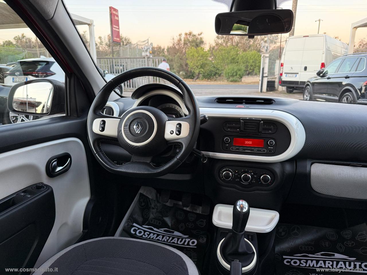 RENAULT Twingo SCe Zen