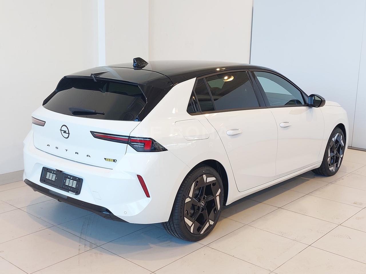 Opel Astra 1.6 phev gse s&s 225cv at8