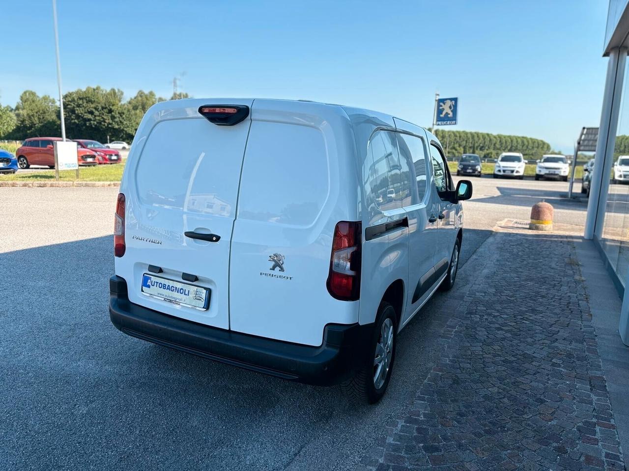 Peugeot Partner ASPHALT BlueHDi 130 EAT8 Furgone 10 Q SPOTICAR