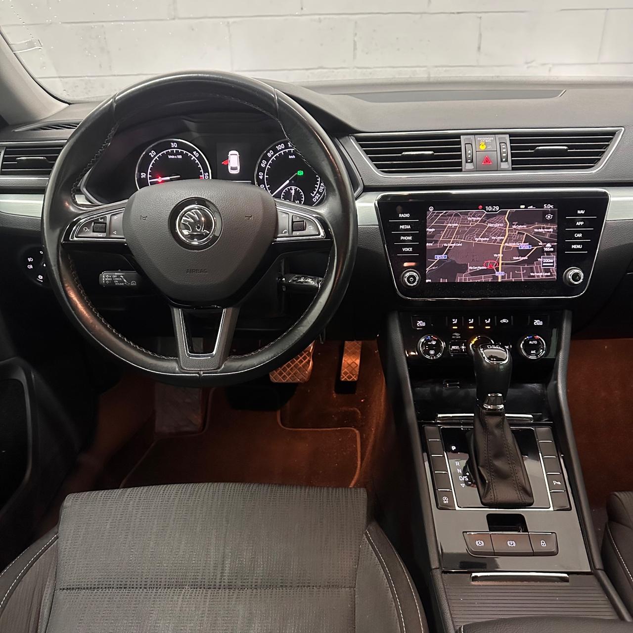 Skoda Superb 2.0 TDI 150 CV SCR DSG Executive