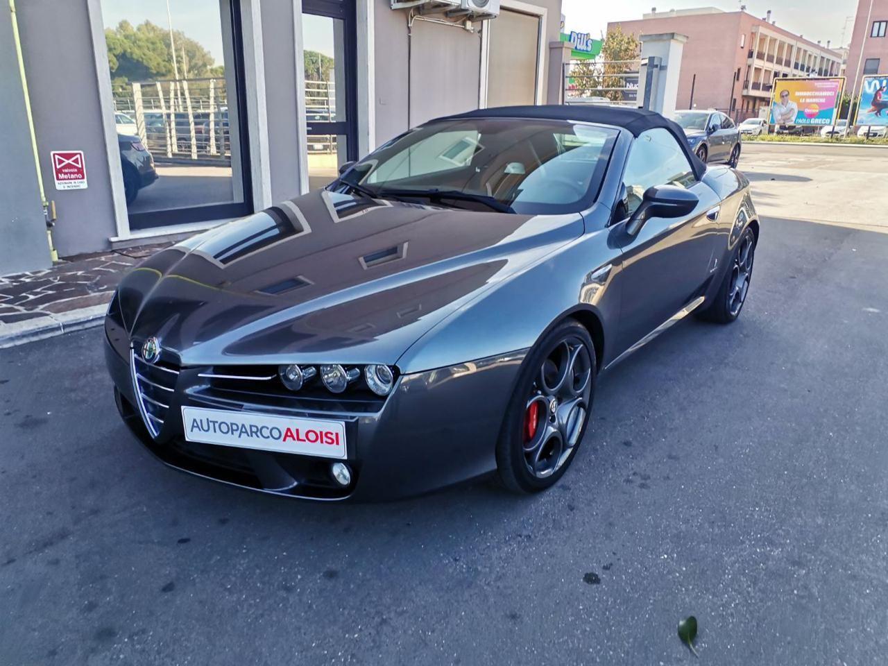 Alfa Romeo Spider 1750 TBi