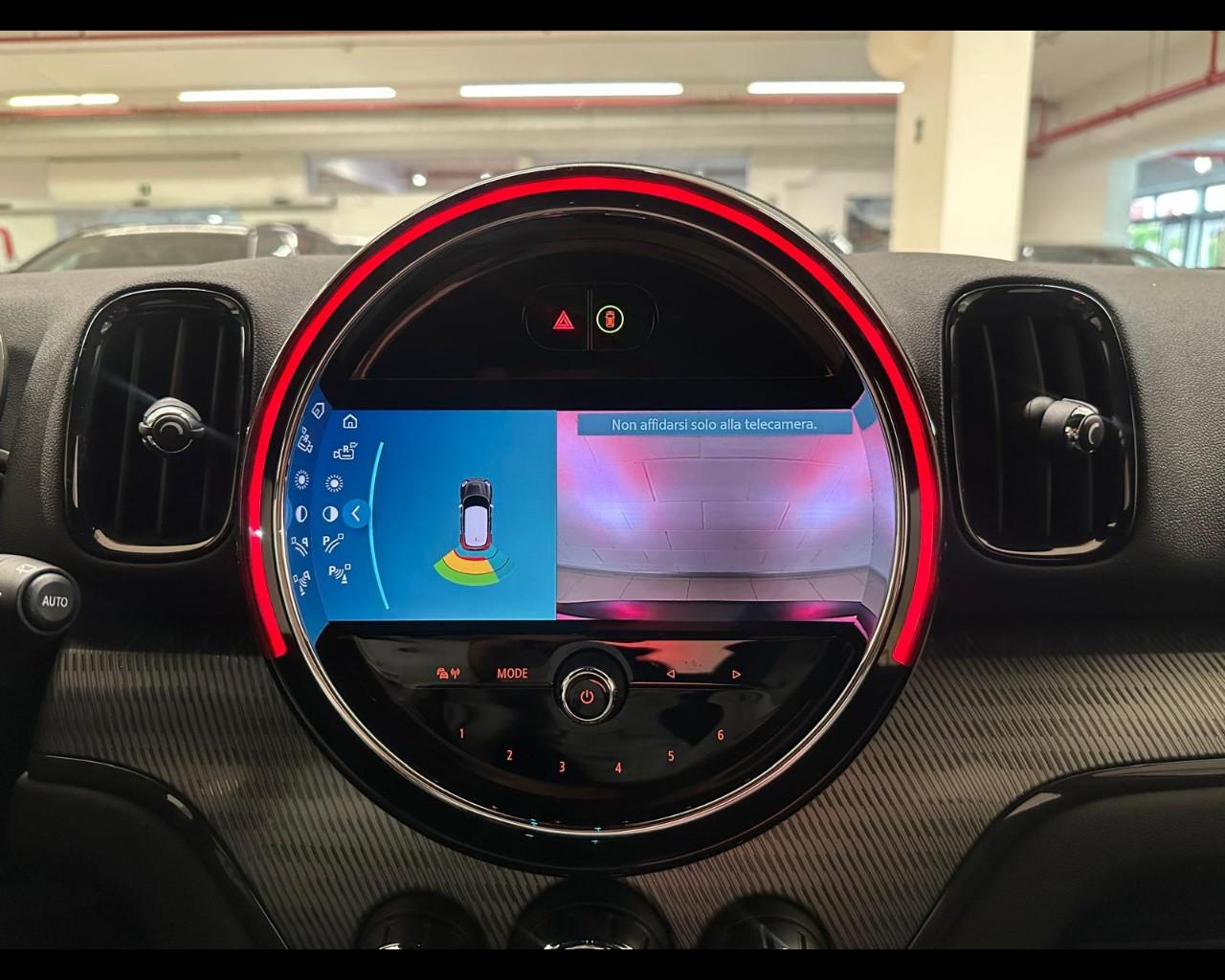 MINI Mini Countrym.(F60) - Mini 2.0 Cooper SD Yours Countryman ALL4