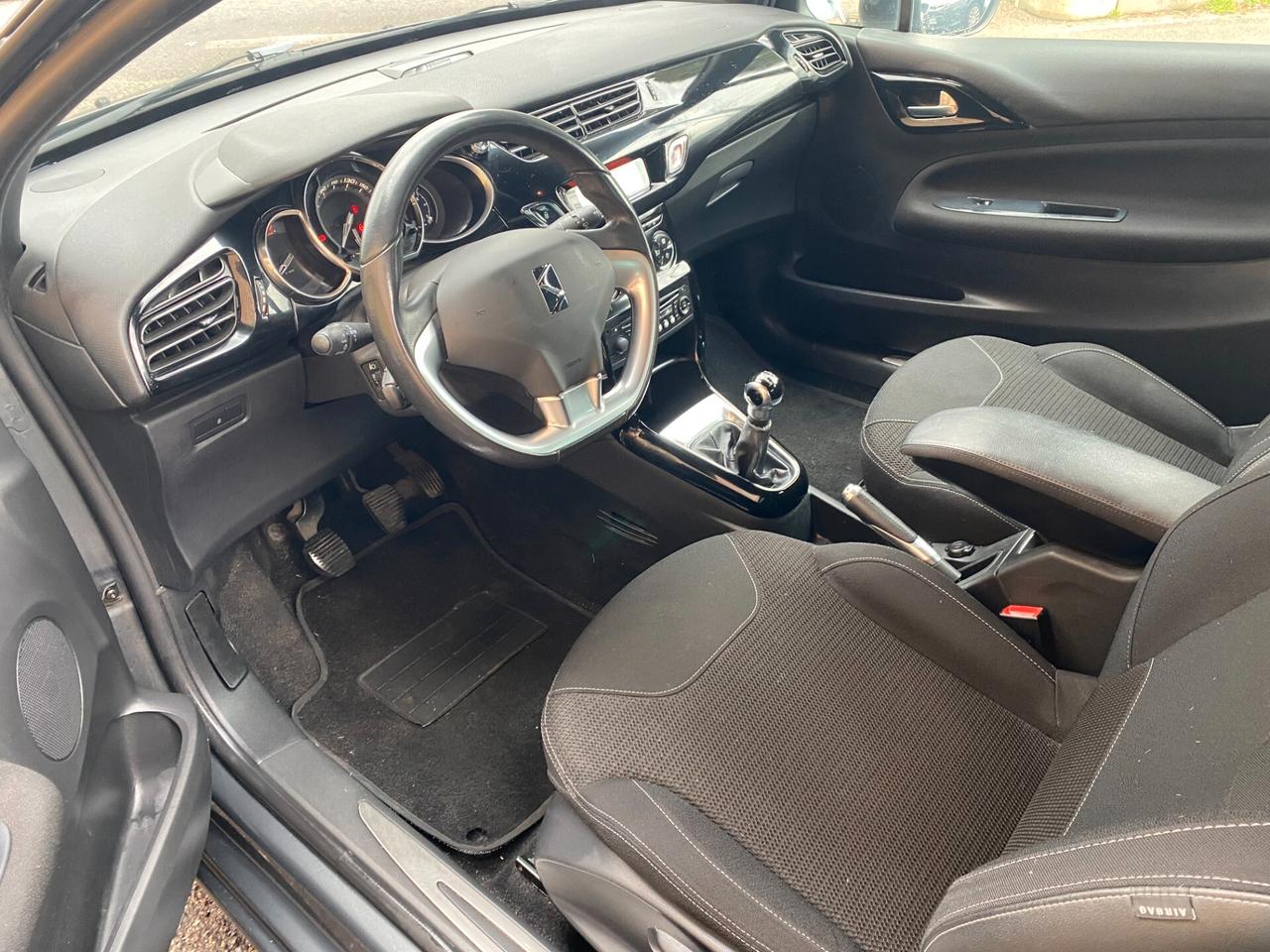 Ds DS3 3 1.2 VTi 82 So Chic