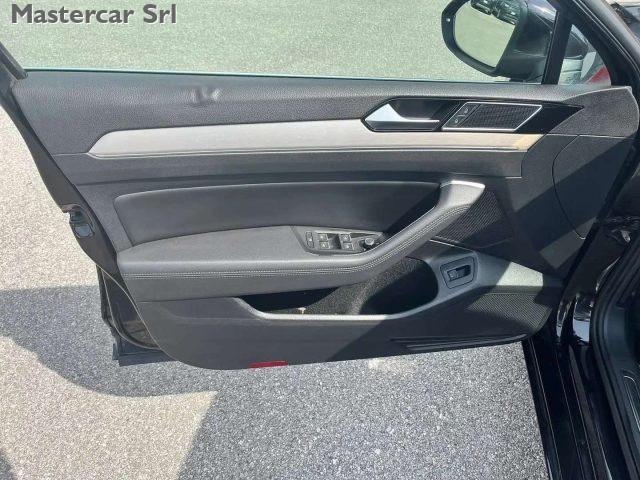 VOLKSWAGEN Passat Variant 2.0 tdi Highline Executive 150cv - FN023TV