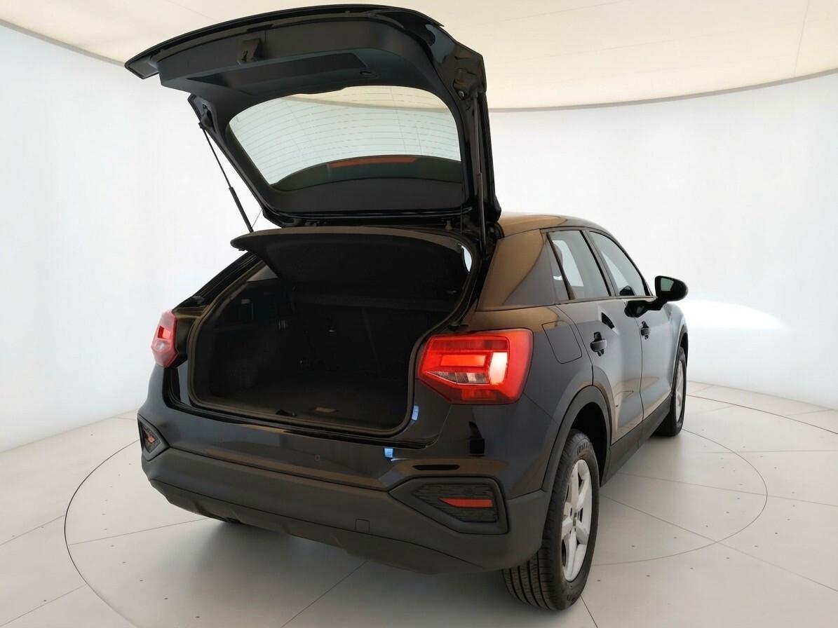 Audi Q2 35 TDI quattro S tronic Business