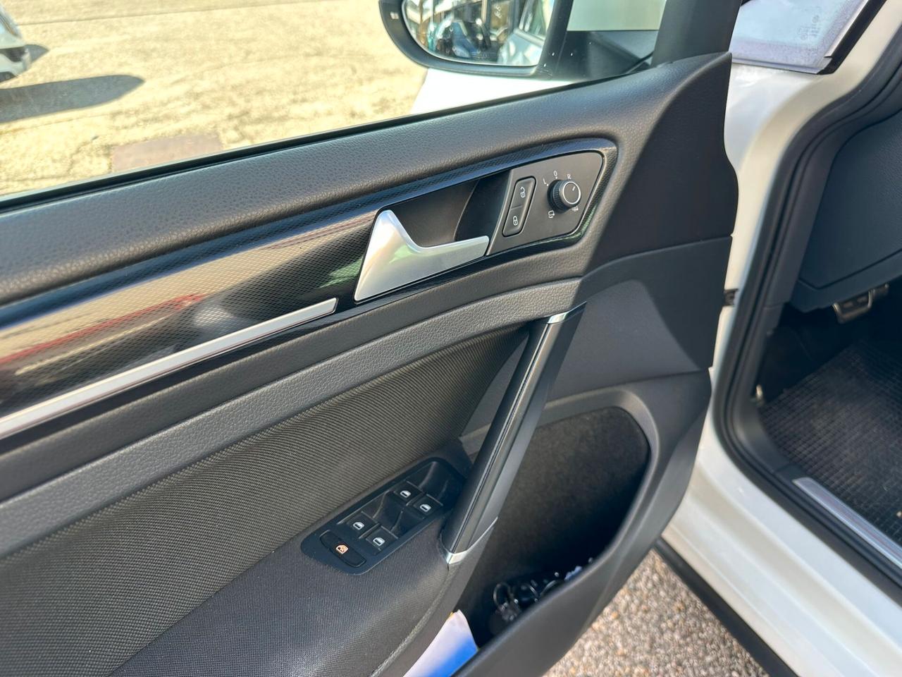 Volkswagen Golf GTI Performance 2.0 TSI DSG 5p 2015