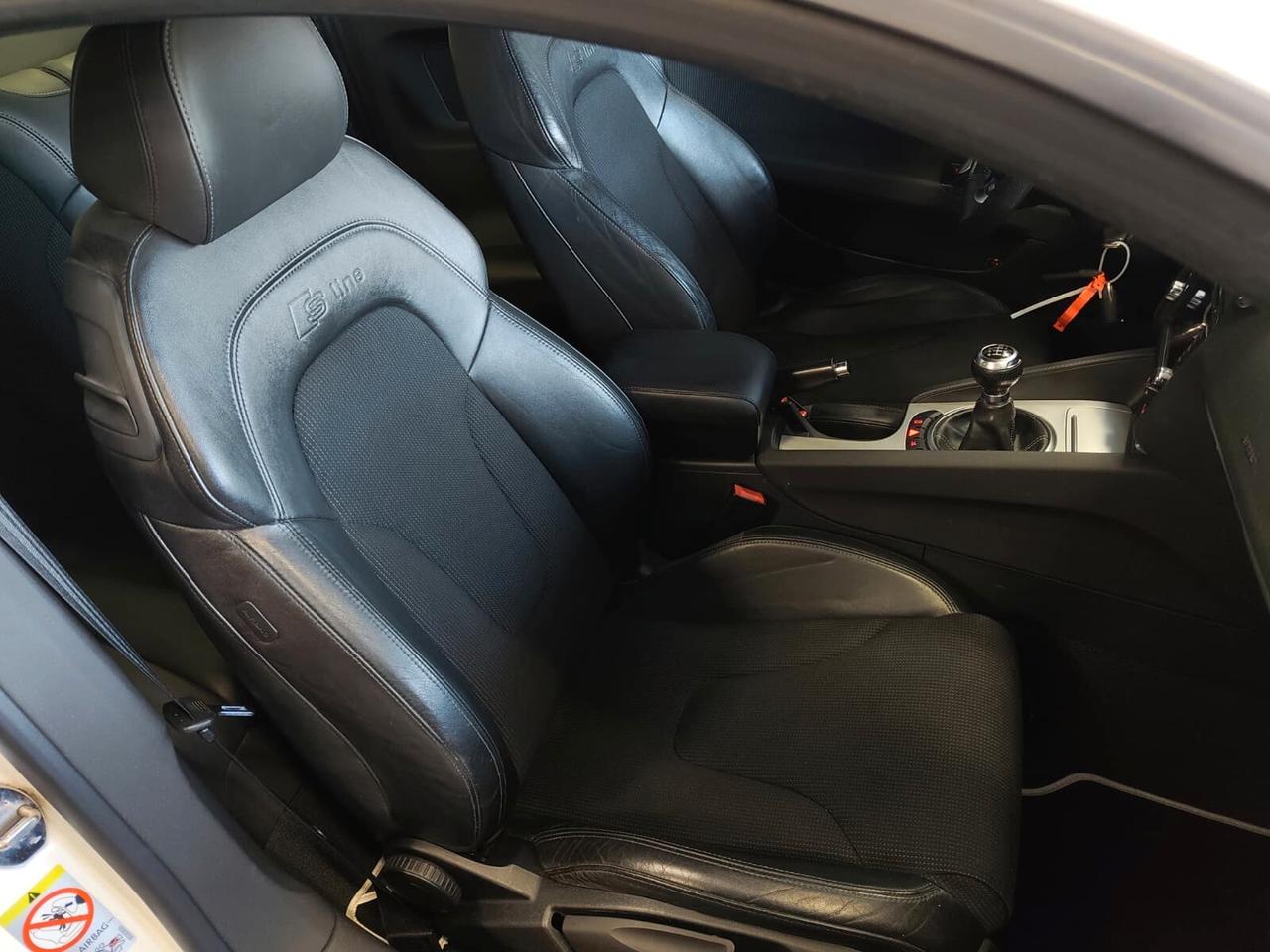 Audi TT Coupé 2.0 TDI QUATTRO S LINE