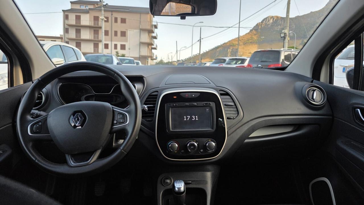 RENAULT CAPTUR dCi 8V 90 CV Life 2018 E6 € 9.500,00