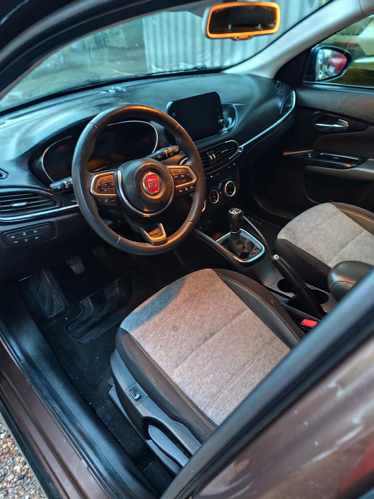 Fiat Tipo 1.3 Mjt S&S 5 porte City Cross