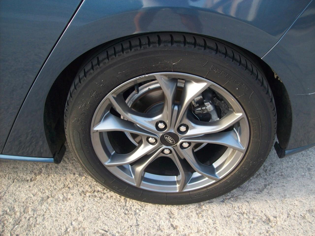 FORD FOCUS 1.5 TDCI CV.120 ST-Line EcoBLUE "2019"