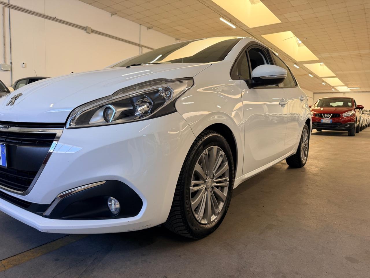Peugeot 208 BlueHDi 75 5 porte Allure