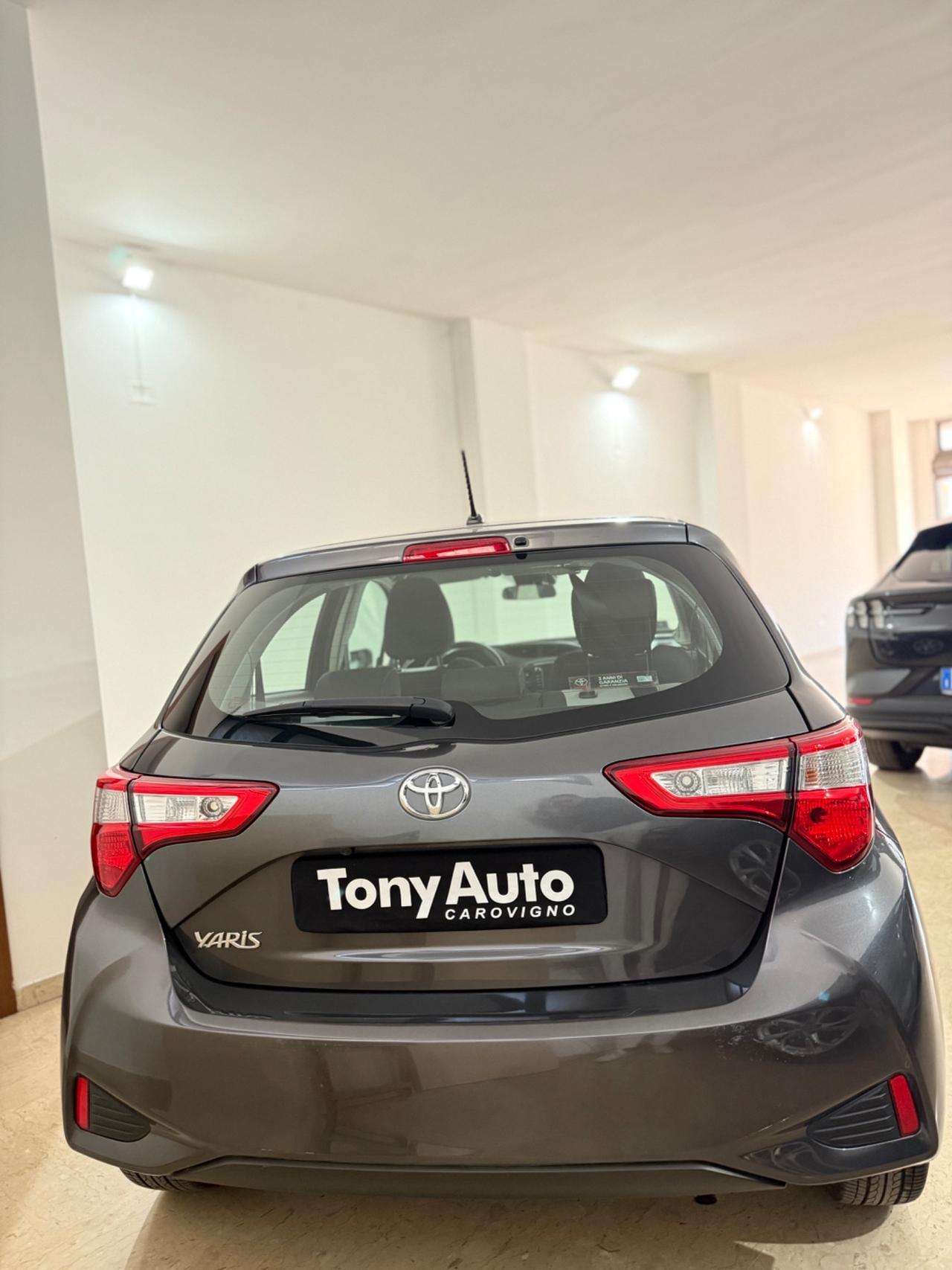 Toyota Yaris 5p 1.0 Lounge CON 17000 KM, NAVI,TELECAMERA,BLUETOOTH ,SCHERMO TOUCH