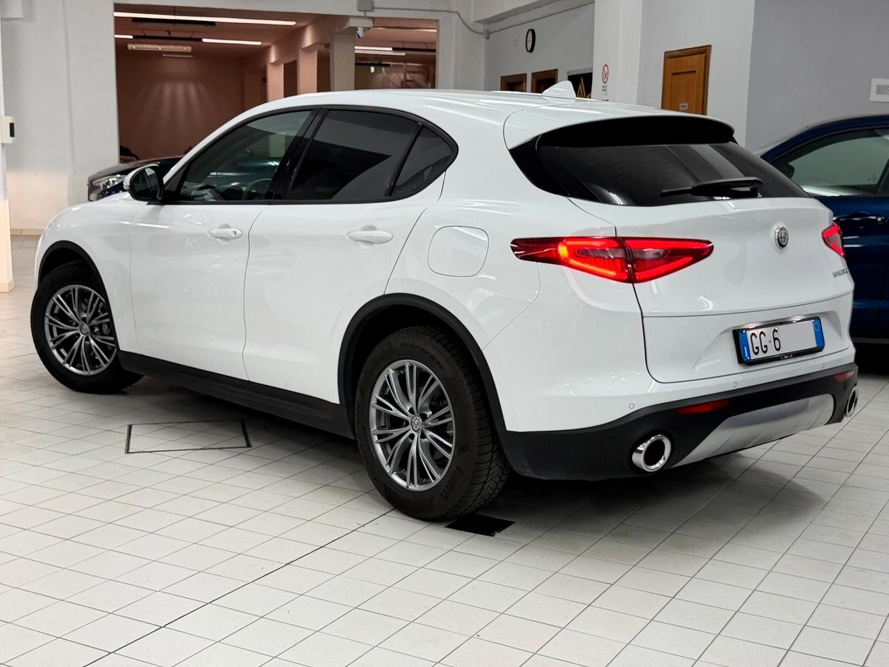 2.2 TD 160CV BUSINESS VETRI SCURI NAVIGAZIONE TAGLIANDATA