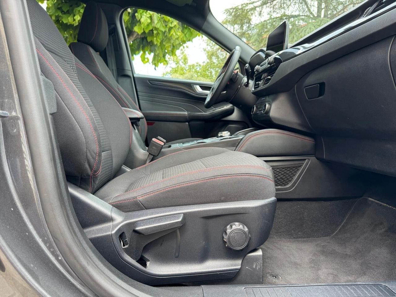 FORD KUGA 1.5 EcoBlue 120cv 2WD ST-Line X NEOPAT.