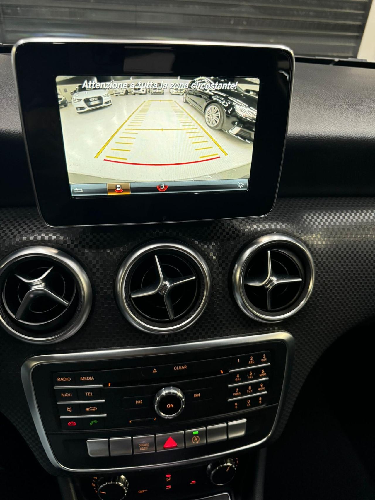 Mercedes-benz A 180 d Premium