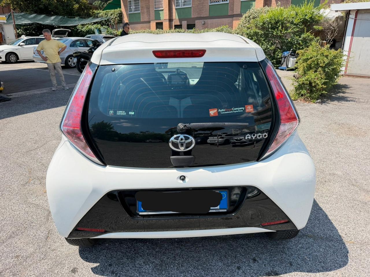 Toyota Aygo 1.0 VVT-i 69 CV 5 porte x-cool MMT