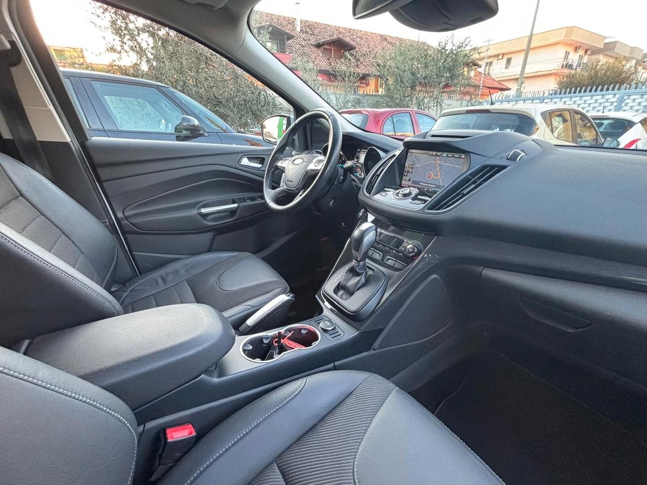 Ford Kuga 2.0 TDCI 150 CV S&S 4WD Powershift Titanium