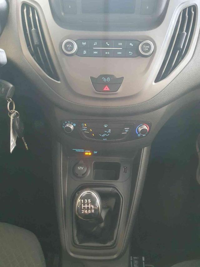 FORD Tourneo Courier 1.0 EcoBoost 38000 km !!!