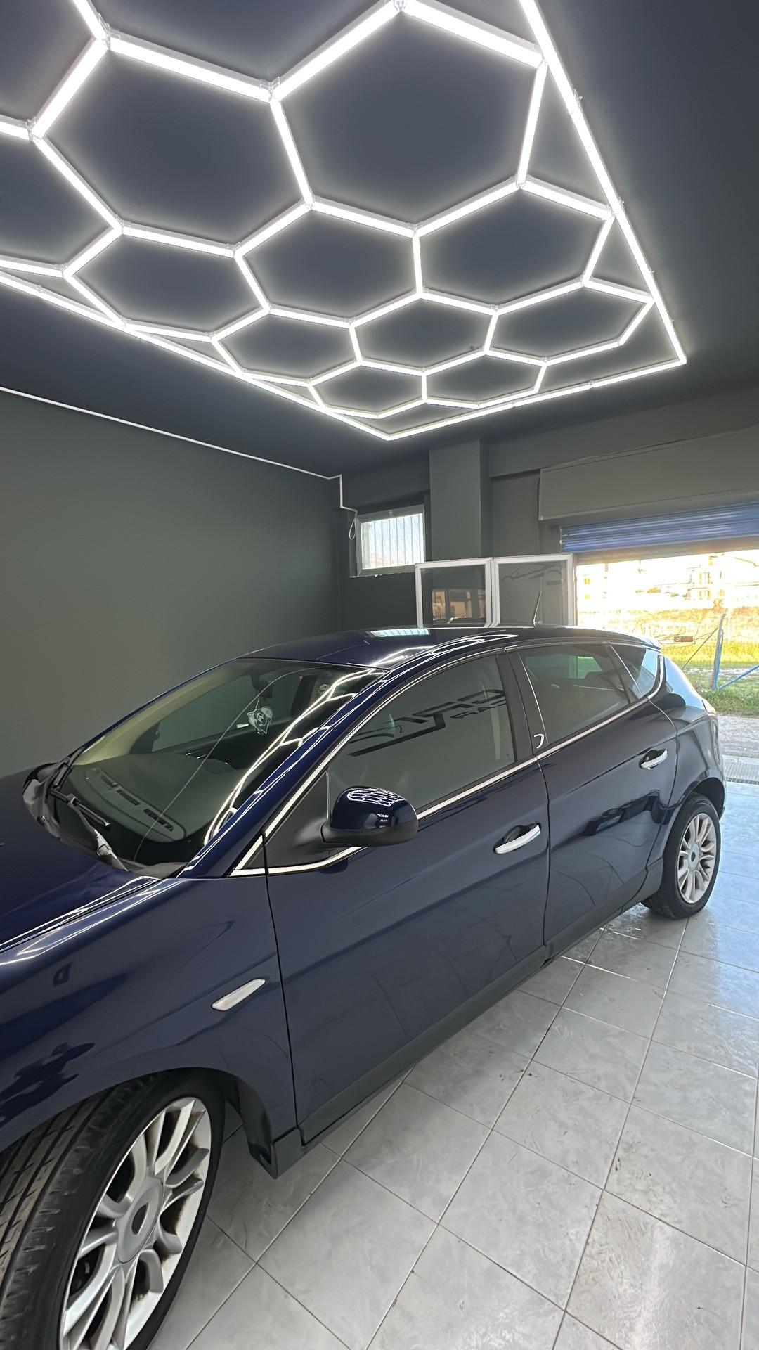 Lancia Delta 1.6 MJT DPF Argento