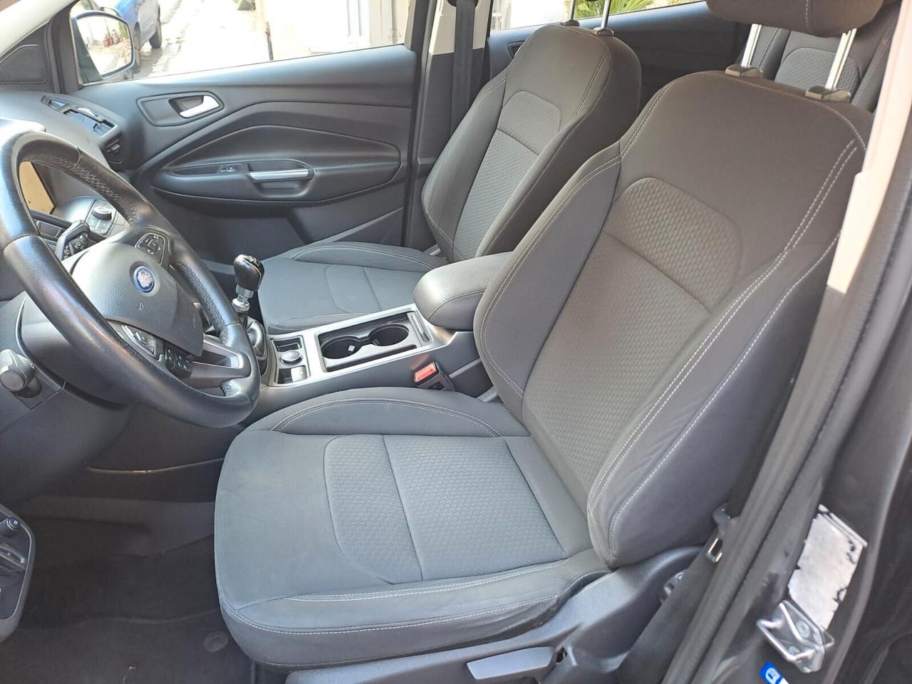 Ford Kuga 2.0 TDCI 4WD Tagliandi certificati