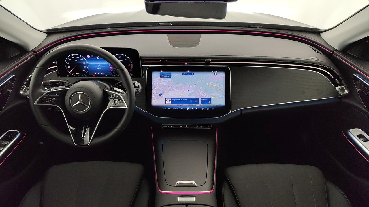 Mercedes-Benz E 220 d Advanced auto