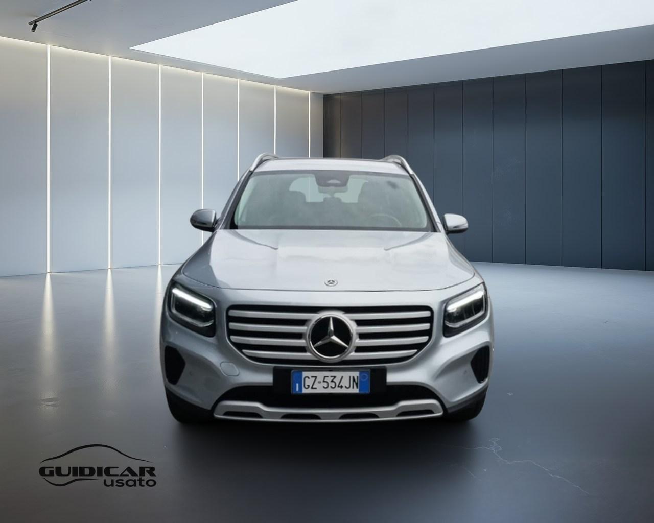 Mercedes-Benz GLB - X247 2023 - GLB 180 d Advanced auto