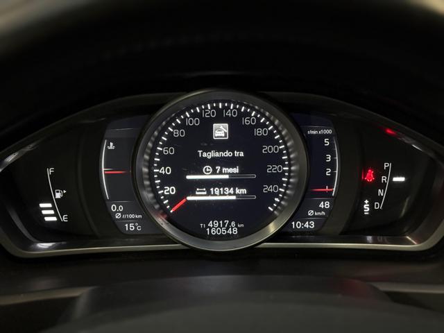 VOLVO V40 D2 Geartronic Business Plus