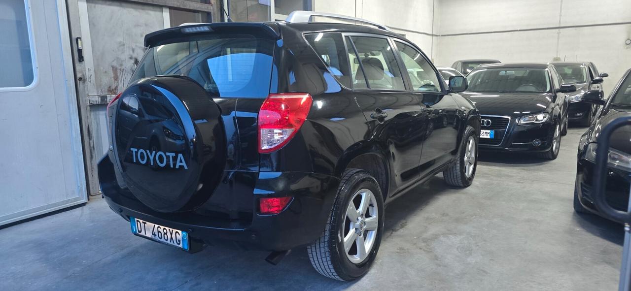Toyota RAV 4 RAV4 Crossover 2.2 D-4D 150 CV DPF Luxury