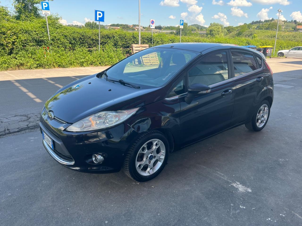 Ford Fiesta 1.4 5 porte Bz.- GPL Titanium